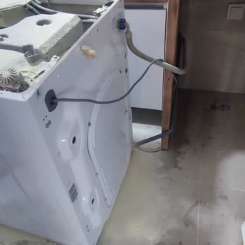 Hoover Çamaşır Makinesi Yangın Çıkardı, Firma Çözüm Sunmadı!