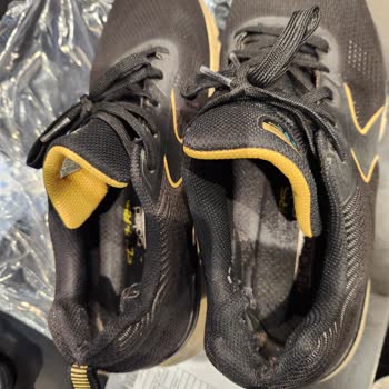 Kısa Sürede Deforme Olan Pahalı Ayakkabılara Red Cevabı