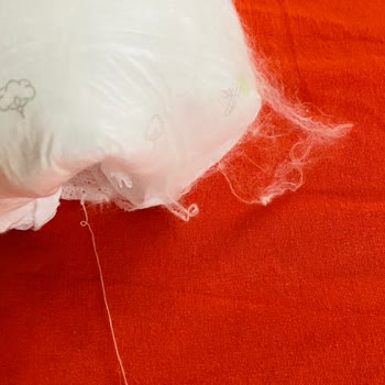 Bebek Bezinde Tüylenme Ve Kıymık Tehlikesi Yaşadık