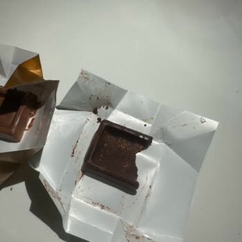 Godiva'dan Aldığım Çikolatalar Küflü Çıktı, Müşteri Hizmeti Dönüş Yapmıyor