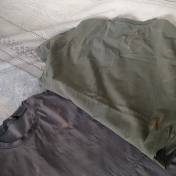 Vanish Leke Çıkarıcı Tişörtlerimde Yanık İzi Oluşturdu