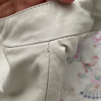 Derimod'dan Aldığım Deri Ceket Hayal Kırıklığı Yarattı: Sorunlar Çözülmedi