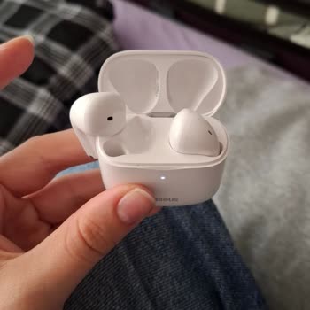 My Baseus Earbuds Stopped Working in a Month and I Got No Real Service