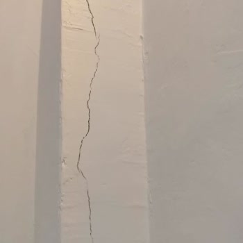 Eksperin Çelişkili Raporu Nedeniyle Hasarlı Evimize Hasarsız Denildi