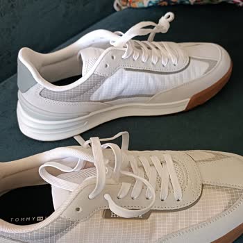 Yanlış Renk Gönderimi Ve Mağazada Değişim Talebine Olumsuz Yanıt