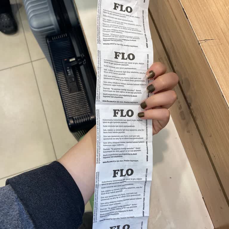 FLO'dan Aldığım Ayakkabı Hem Yaraladı Hem Deformasyon Oluştu