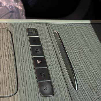 Sıfır Araçta Düğmelerde Solma Ve Garanti Dışı Bırakılması