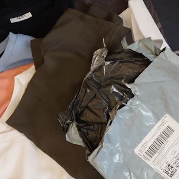 Nisan Kargo Lojistik Hizmetleri Eksik Ve Kalitesiz Ürün, İletişimsizlik Sorunu