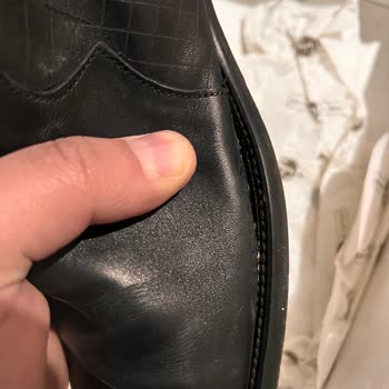 Kısa Sürede Açılan Bot Ve Yetersiz Tamirat Sonrası Mağaza İlgisizliği