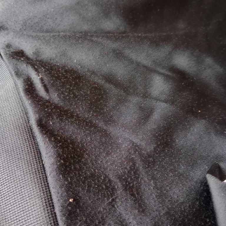 Adidas Eşofman Takımında Kısa Sürede Tiftiklenme Ve İade Sorunu