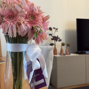 Anneler Günü İçin Sipariş Edilen Çiçek Solmuş Ve Yanlış Teslim Edildi