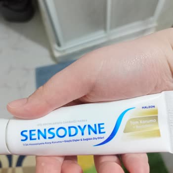 Sensodyne Diş Macunu Ağız İçinde Soyulma Ve Rahatsızlık Yapıyor