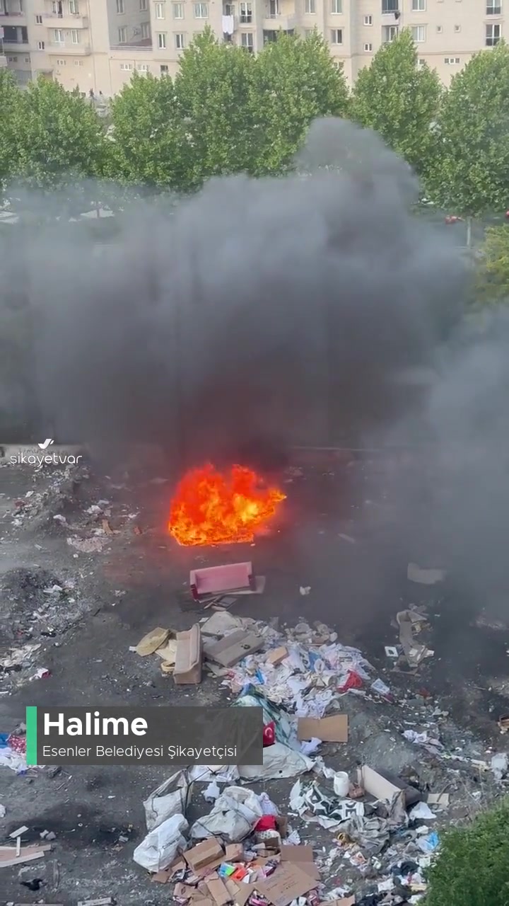 Esenler Belediyesi Gaziler Parkı Bitişiğindeki Gecekonduların Çevreye Verdiği Zarar! videonun kapak resmi