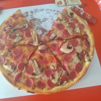 Pasaport Pizza Şubesinde Ketçap Ve Peçete Ücretlendirmesi Hayal Kırıklığı Yarattı