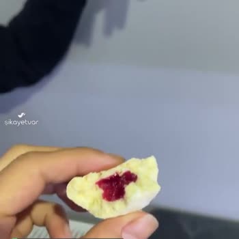 Hertat Kuru Pastadan Saç Çıktı!