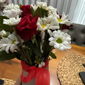 Anneler Günü Siparişim Eksik Ve Bayat Teslim Edildi, Dönüş Yapılmıyor