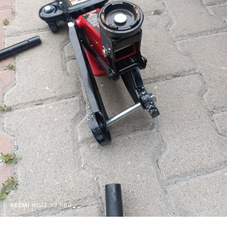 Aldığım Kriko İlk Kullanımda Yamuldu Satıcı Ve N11 Çözüm Sunmuyor