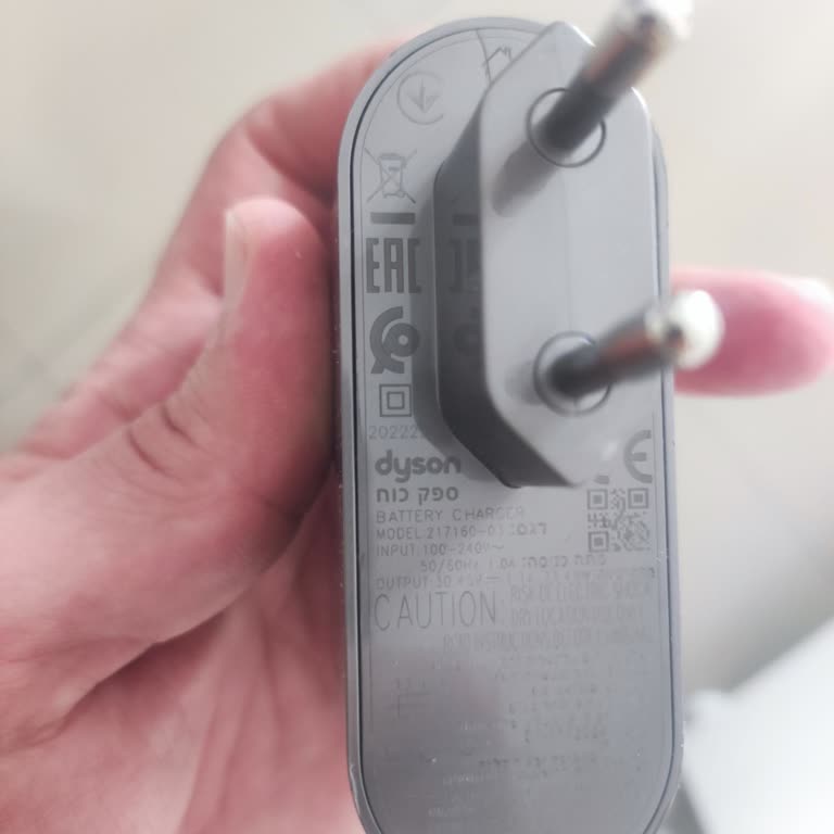 Dyson V15 Şarj Sorunu Ve Yedek Parça Bulunamıyor