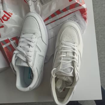 Yalı Spor'da Siparişim Sorunlar Zincirine Dönüştü