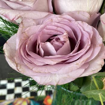 Anneler Günü Siparişim Eksik Ve Solmuş Çiçeklerle Teslim Edildi