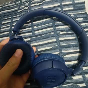 JBL Kulaklığımın Sağ Tarafı Kırıldı Yardım İstiyorum