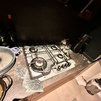 Patlayan Cam Ocak Ve Sıfır İlgi: Büyük Tehlike, Büyük Sorumsuzluk!