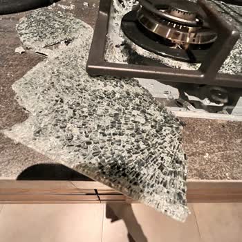 Patlayan Cam Ocak Ve Sıfır İlgi: Büyük Tehlike, Büyük Sorumsuzluk!