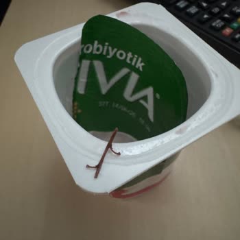 Yoğurtta Tehlikeli Yabancı Madde Şoku!