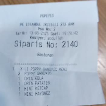 Popeyes 212 Outlet AVM'de Kötü Tat Ve İlgisiz Personel Nedeniyle Hayal Kırıklığı