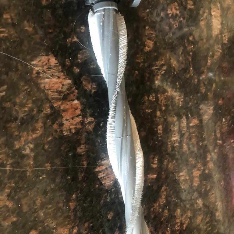 Philips 9000 Serisi Süpürgede Garanti Kapsamı Dışında Kırılan Parça Ve Yüksek Ücret Talebi