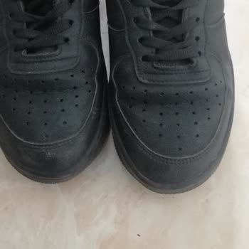 Paul Mark Yeni Aldığım Spor Ayakkabı Kısa Sürede Yırtıldı