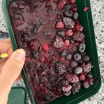 Dondurulmuş Meyve Yerine Yarım Paket Buzla Karşılaştım