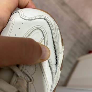 Az Kullanılan Ayakkabının Dikişleri Açıldı, İnceleme Sonucu Hayal Kırıklığı