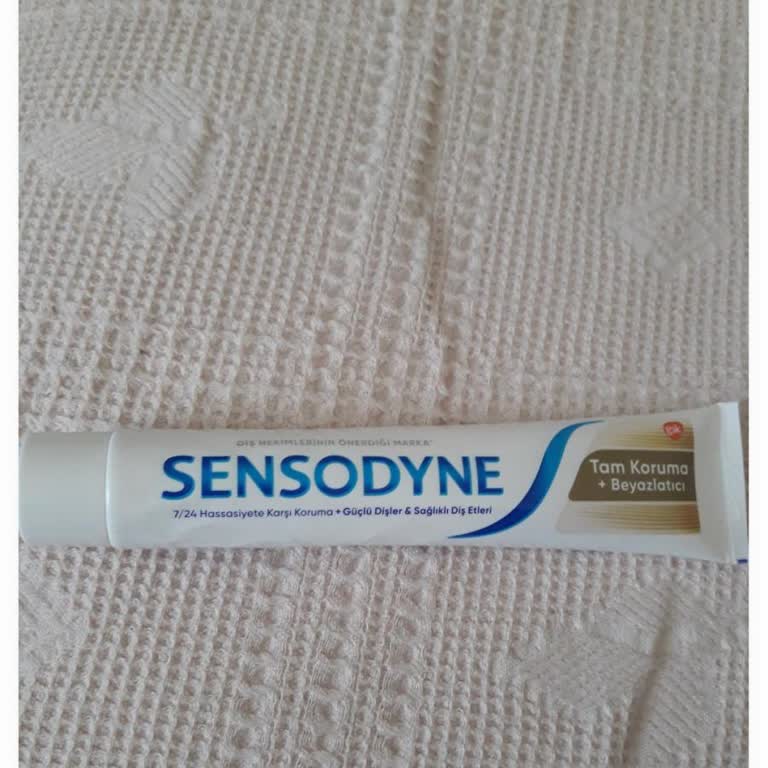 Sensodyne Toothpaste and Toothbrush Caused Stains and Peeling in My Mouth