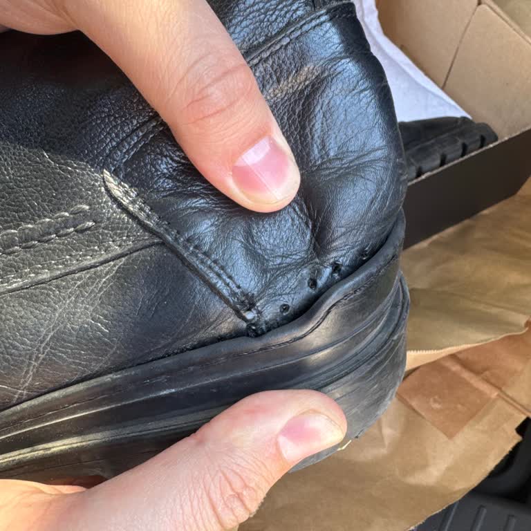 Garanti Süresi İçinde Botun Tabanı Açıldı, Değişim Yapılmadı