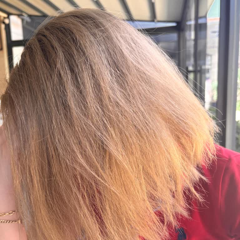 Hüseyin Polat Kuaför Bebek Kumralı Yerine Turuncu Ve Kızıl Saç Mağduriyeti