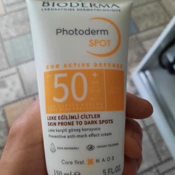 Bioderma Güneş Koruyucu Krem Yüzde Çökelek Gibi Kalıyor