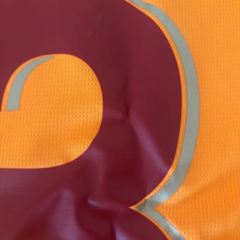 GS Store Online'dan Aldığım Kişiselleştirilmiş Formalar Eksik Ve Kusurlu Teslim Edildi