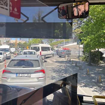 Ayazağa'da Artan Trafik Çilesi Hayatı Olumsuz Etkiliyor