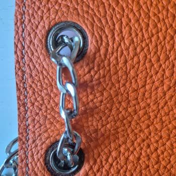 Paslı Ve Lekeli Ürün Gönderimi Sonrası Değişim Sürecinde Mağduriyet