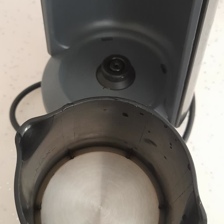 Arzum Okka Minio Kahve Makinesi 1 Yıl Dolmadan Köpürtme Sorunu Yaşatıyor