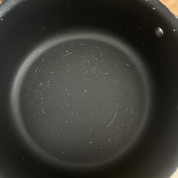 Çizilmez Garantili Karaca Tencereler Kısa Sürede Çizildi, Yetkiliye Ulaşamıyorum