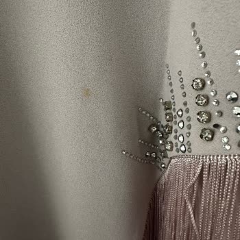 Fistanbul Siparişimde Pas Lekesi Ve İletişim Sorunu Yaşadım