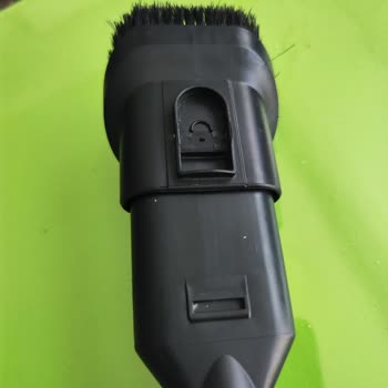 Blaupunkt A40 Model Dikey Süpürgede Kırılan Bağlantı Düğmeleri Kullanımı Engelliyor