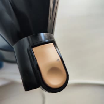 Blaupunkt A40 Model Dikey Süpürgede Kırılan Bağlantı Düğmeleri Kullanımı Engelliyor