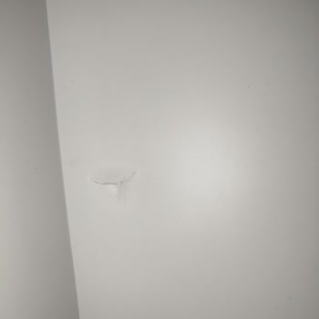 Kullanılmayan Derin Dondurucuda Delik Ve Servis Mağduriyeti