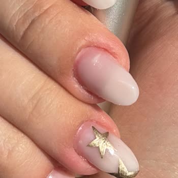 Asena Bekir Nail Studio Yaptırdığım Tırnaklar 2. Gün Hava Alıp Kırıldı