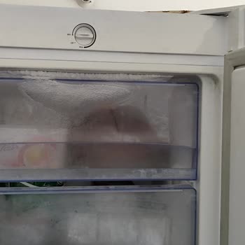 Sürekli Arıza Yapan Derin Dondurucunun Çekmeceleri Açılmıyor