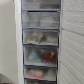 Sürekli Arıza Yapan Derin Dondurucunun Çekmeceleri Açılmıyor