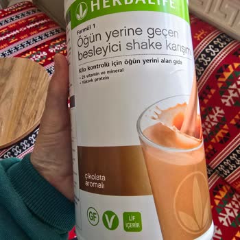 Herbalife Chocolate Shake Arrived Spoiled, Lumpy, and Smelled Terrible